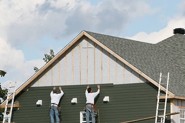 Professional Emergency Siding Repair technician working in Alliance, NC